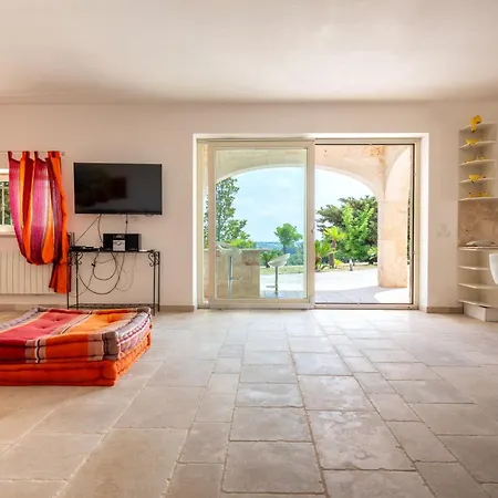 Vila Cavaliere *