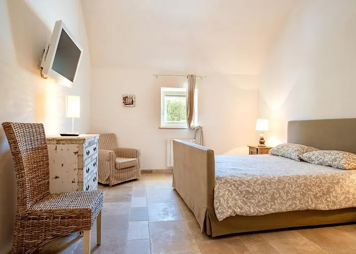 Cavaliere * 马丁纳弗兰卡